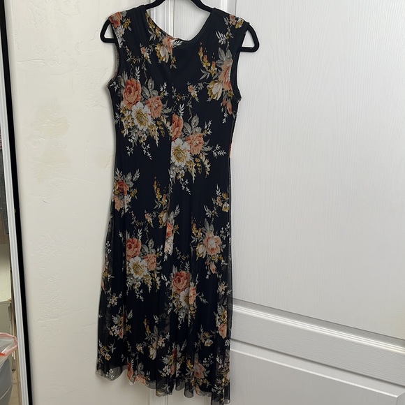 Black floral Medium Tash + Sophie Strech lined mesh dress - Picture 6 of 11